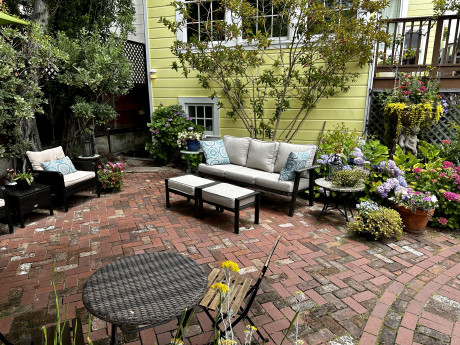 Parker Guest House - Courtyard